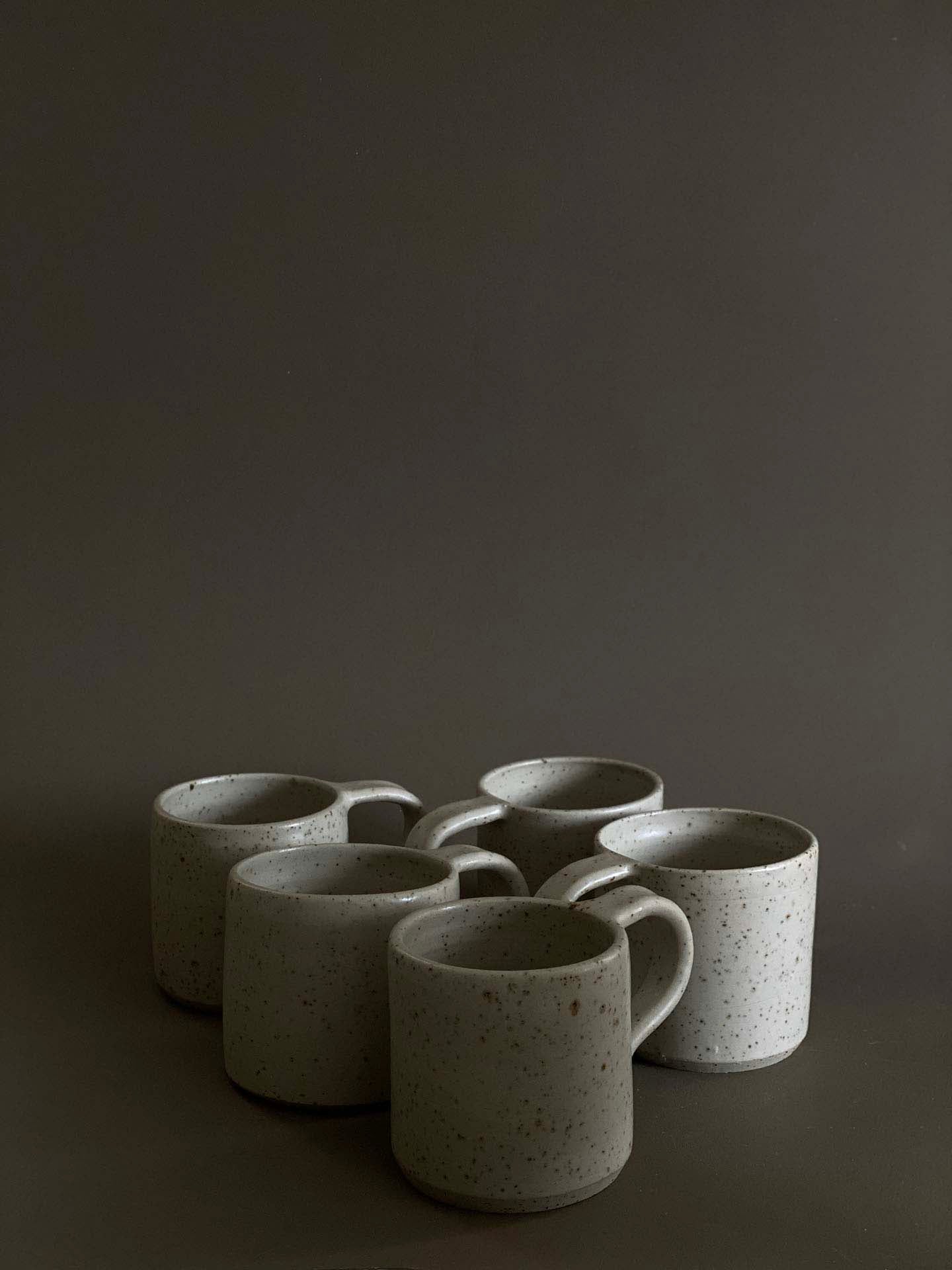 Mug en grès pyrité