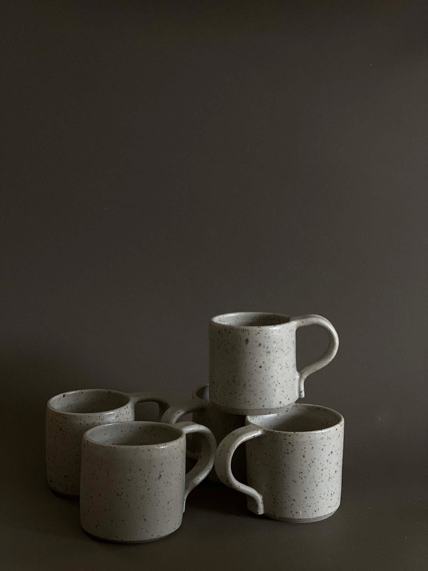 Mug en grès pyrité