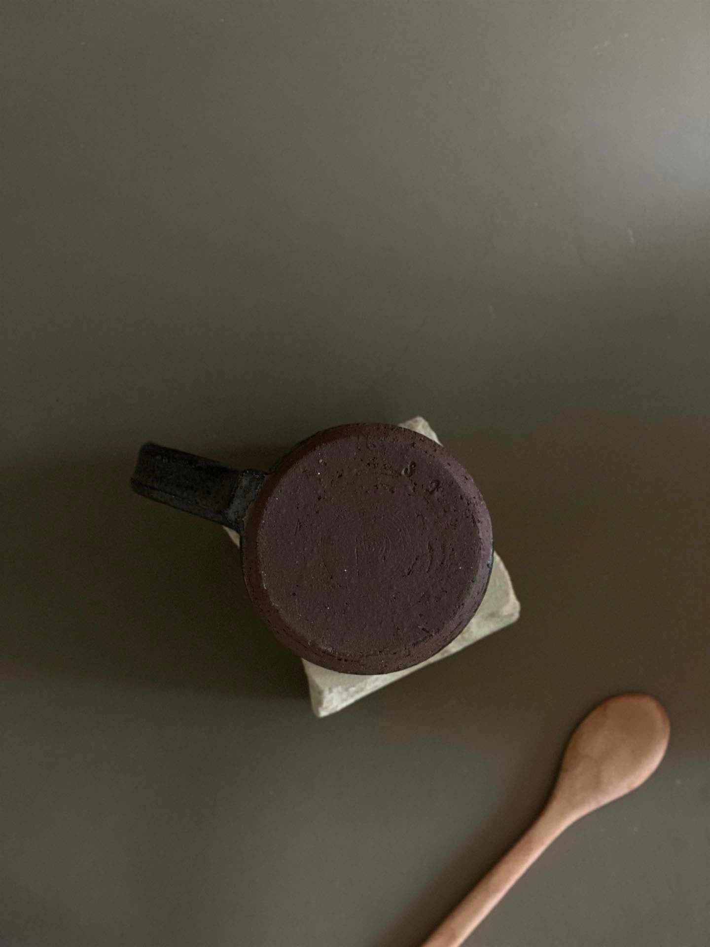Mug en grès chocolat